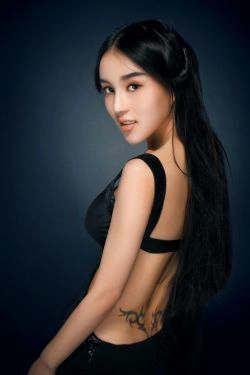 混血美女模特石一伊 棚拍图片(45P)-清纯,明星