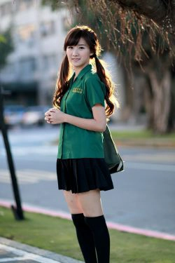 李思娴《北一女中校服外拍》(76P)-校服,极品,可爱,阳光,长筒袜