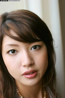 [Graphis] First Gravure 初脱ぎ娘 佐藤江梨花(16P)-日本