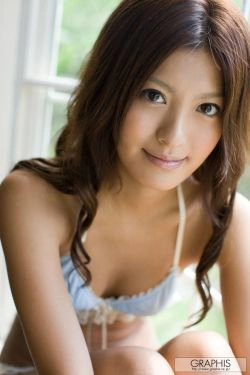 Yuki Asada 麻田有希 [Graphis] First Gravure 初脱ぎ娘(31P)-日本,妹子,女优