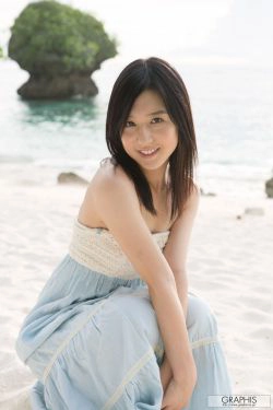 古川いおり《Overwhelming Beauty》 [Graphis] Gals(31P)-日本,女优,沙滩