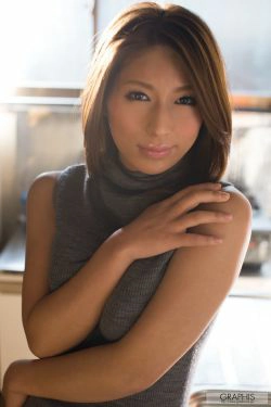 Nami Hoshino 星野ナミ [Graphis] First Gravure 初脱ぎ娘(32P)-女优,御姐