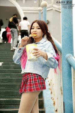 冰冰《假日游乐园》 [AISS爱丝](69P)-马尾,妹子,校服
