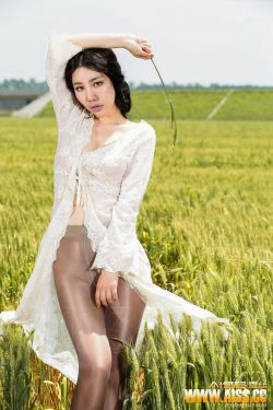美昕《麦田骑行者》 [AISS爱丝] F5019(42P)-唯美,RT