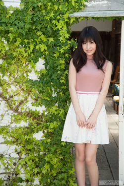 Momo Sakura 桜空もも\/樱空桃『first gravure 初脫ぎ娘』 [Graphis](50P)-日本,女优,清新