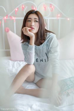 周琰琳LIN《性感蕾丝内衣 护士制服诱惑》 [尤蜜荟YouMi] Vol.026(49P)-妹子,床上,软妹