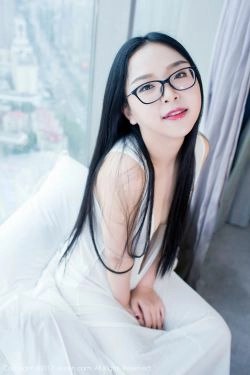 智齿小模特@花花李《深V连衣裙 死库水》 [秀人网XIUREN] No.772(61P)-妹子,少女,性感,黑长直