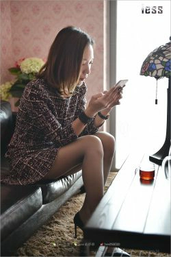 丝足便当169 薇薇 《做客（厚灰丝）》[IESS异思趣向](99P)-美脚