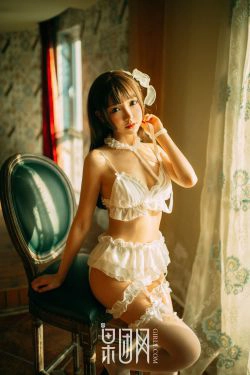《白丝男人斩！巨乳萝莉真空上阵化身调皮小女仆》 [果团Girlt]熊川纪信 No.005(45P)-萝莉,女仆,美少女,巨乳,可爱