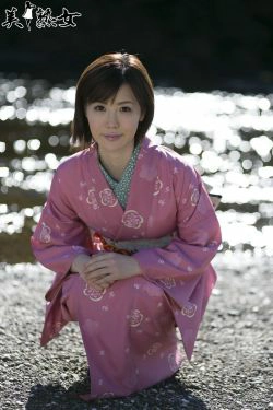 [X-City] 美熟女[JUKUJO] 森ななこ\/七瀬美香 Nanako Mori(32P)-和服,熟女