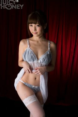 [Juicy Honey] トレカ連動 佐倉絆《THE.DELUXE.2017》(37P)-女优