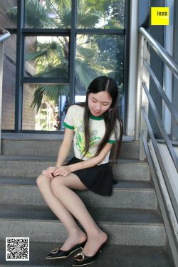 木木《灰丝清新美足》 [异思趣向IESS] 丝享家191(99P)-迷你裙,美足