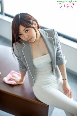 上倉つばき《くすぐったいよ》 秘書 [Girlz-High](35P)-日本,紧身裤