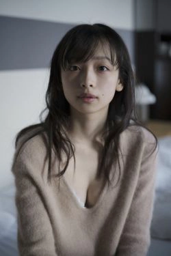 [WPB-net] Extra No.683 Asuka Hanamura 華村あすか「花、咲く、季節に。」(76P)-日本,女友,极品,日本少女