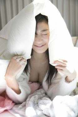 [YS-Web] Vol.811 Yuka Ogura 小倉優香 女神降臨(100P)-日本,妹子,可爱,阳光