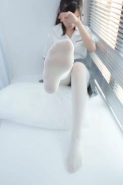 [森萝财团] R15-028 吹弹可破(96P)-美脚,白丝