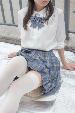 [森萝财团] R15-039 百褶裙白丝美足(88P)-校服,白丝