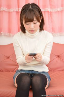 [LOVEPOP] Rin Sasayama 笹山りん A fascinating triangular zone - PPV(79P)-日本,牛仔