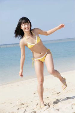 百川晴香 半分少女(50P)-泳装,沙滩,少女