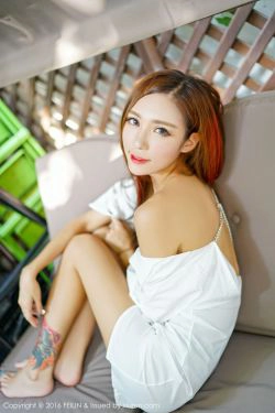 梦小楠小夜猫《美貌、身材与才艺集齐完美一身的女神主播》 [嗲囡囡FEILIN] Vol.055(47P)-女神,性感,御姐