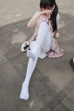 [森萝财团] BETA-001 高中生的户外白丝(91P)-萝莉