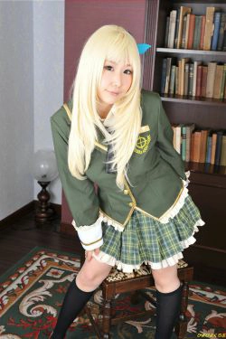 丹雫ひよ (Nishizuku Hiyo) 《Boku wa Tomodachi ga Sukunai》Kashiwazaki Sena [HiyoHiyo Club](100P)-COS