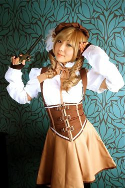 華群みさき(Hanamura Misaki) 《魔法少女まどか☆マギカ》Tomoe Mami(巴マミ) [HONEY BUNNY](100P)-COS