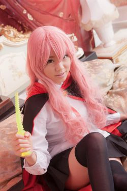 早乙女らぶ (Saotome Love) 《ゼロの使い魔》Louise Francoise Le Blanc de La Valliere [@factory](33P)-COS