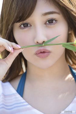 [Graphis] 每日一枚 Mia Masuzaka 益坂美亜(16P)-女优,海边,阳光