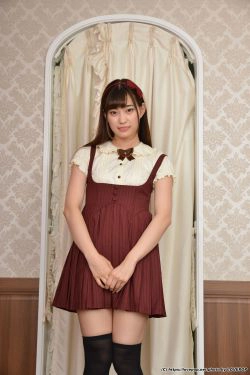 [LOVEPOP] Akari Mitani 美谷朱里 Photoset 04(64P)-学生装,长筒袜