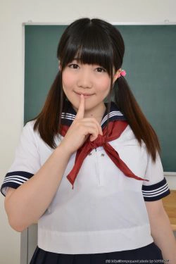 [LOVEPOP] Momo Watanabe 渡辺もも Photoset 04(55P)-校服