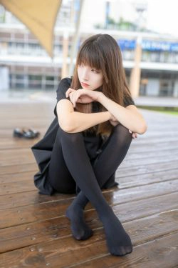 [风之领域] NO.064 户外黑丝长腿(41P)-少女,黑丝
