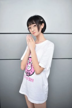 [风之领域] NO.100 眼镜妹妹超短牛仔美腿(45P)-牛仔,眼镜,热裤