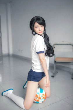 疯猫ss《体操服白丝》(46P)-体操