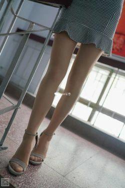 [丝意SIEE] No.313 沐萱 风中的轻语(57P)-高跟,美脚