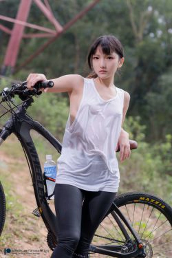 [Fantasy Factory] 小丁Cosplay - 单车少女 黑胶 情趣网衫(110P)-香车,COS