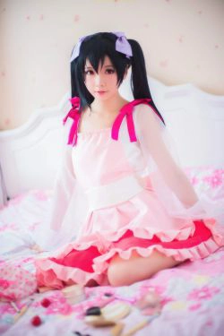 [萝莉COS] 星之迟迟 VOL.19 矢泽妮可(18P)-猫女