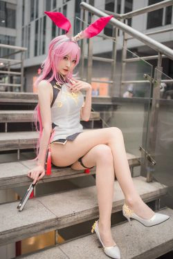 [萝莉COS] 南宫 - 粉红兔女郎(9P)-兔女郎