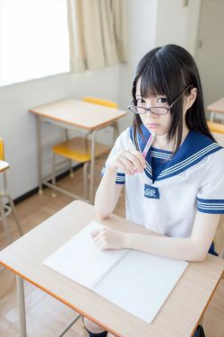 [まきろん。]君夏 - 君と僕の夏休み 紺スク(80P)-校服,清纯,少女,黑长直