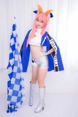 [萝莉COS] 神楽板真冬 目標はあなた、エンジン全開！！(150P)-COS