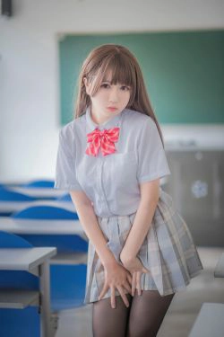 [萝莉COS] 白金Saki - 制服黑丝(24P)-黑丝,JK