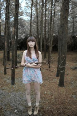 [台湾美女] 李思嫻 陽明山外拍(20P)-清纯