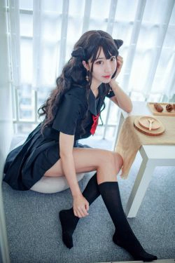 [萝莉COS] 黑川 - 小恶魔JK(32P)-COS