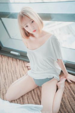 [ARTGRAVIA] VOL.062 巨乳少女姜仁卿 - 丁字裤 T恤衫 网袜兔女郎(48P)-丁字裤,网袜,兔女郎