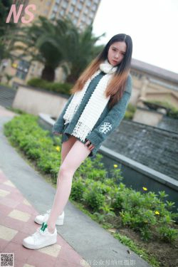 [纳丝摄影]  小师妹 撕丝袜的妹子(98P)-美腿,短裙