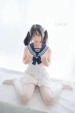 [轻兰映画] Grand.002 美代Miyo 情趣水手服(80P)-萝莉