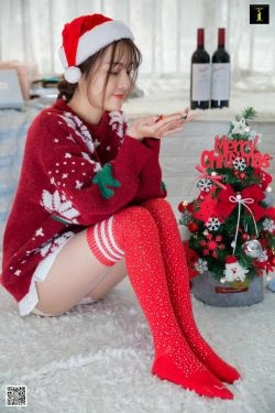 [异思趣向IESS] 婉萍 《红酒与圣诞节》(88P)-圣诞,美腿,长筒袜,丝足