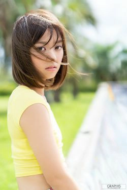 [Graphis] First Gravure 初脱ぎ娘 No.167 Suzu Monami もなみ鈴(62P)-女优,软妹