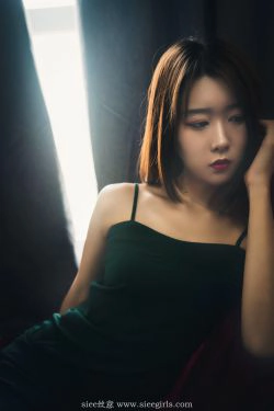 [丝意SIEE] No.399 蓓蓓 御姐-圣诞节特辑(85P)-美腿,丝足