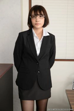 [Digi-Gra] Risa Morisawa 森沢リサ Photoset 01(37P)-熟女,眼镜